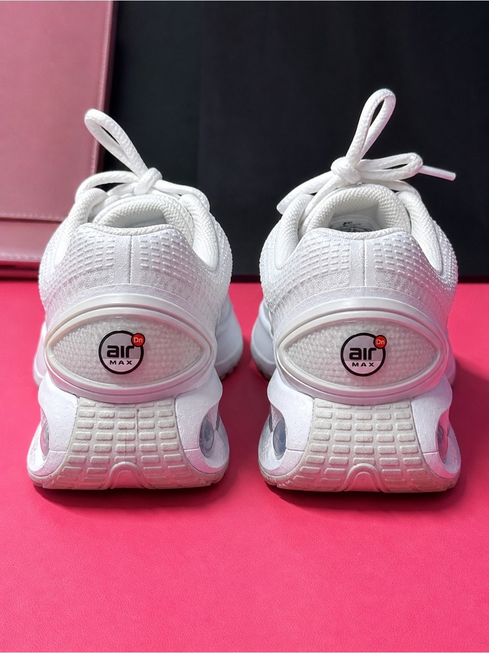 Nike Air Max DN Triple White Women’s 8 Running Sneakers Cushion Athletic - Picture 5 of 7